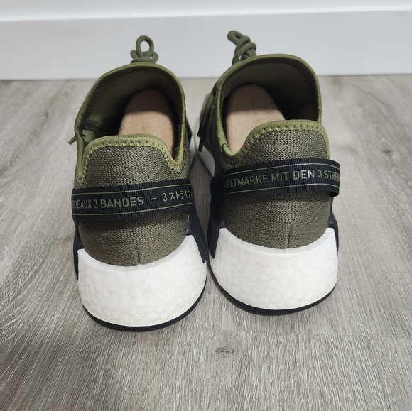 Adidas NMD V2 - Picture 4 of 5